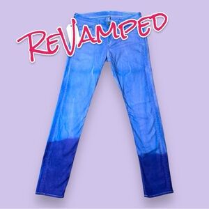 NWT Originally Aged White Boyfriend Skinny Jeans now Blue swirl Ombré. 28